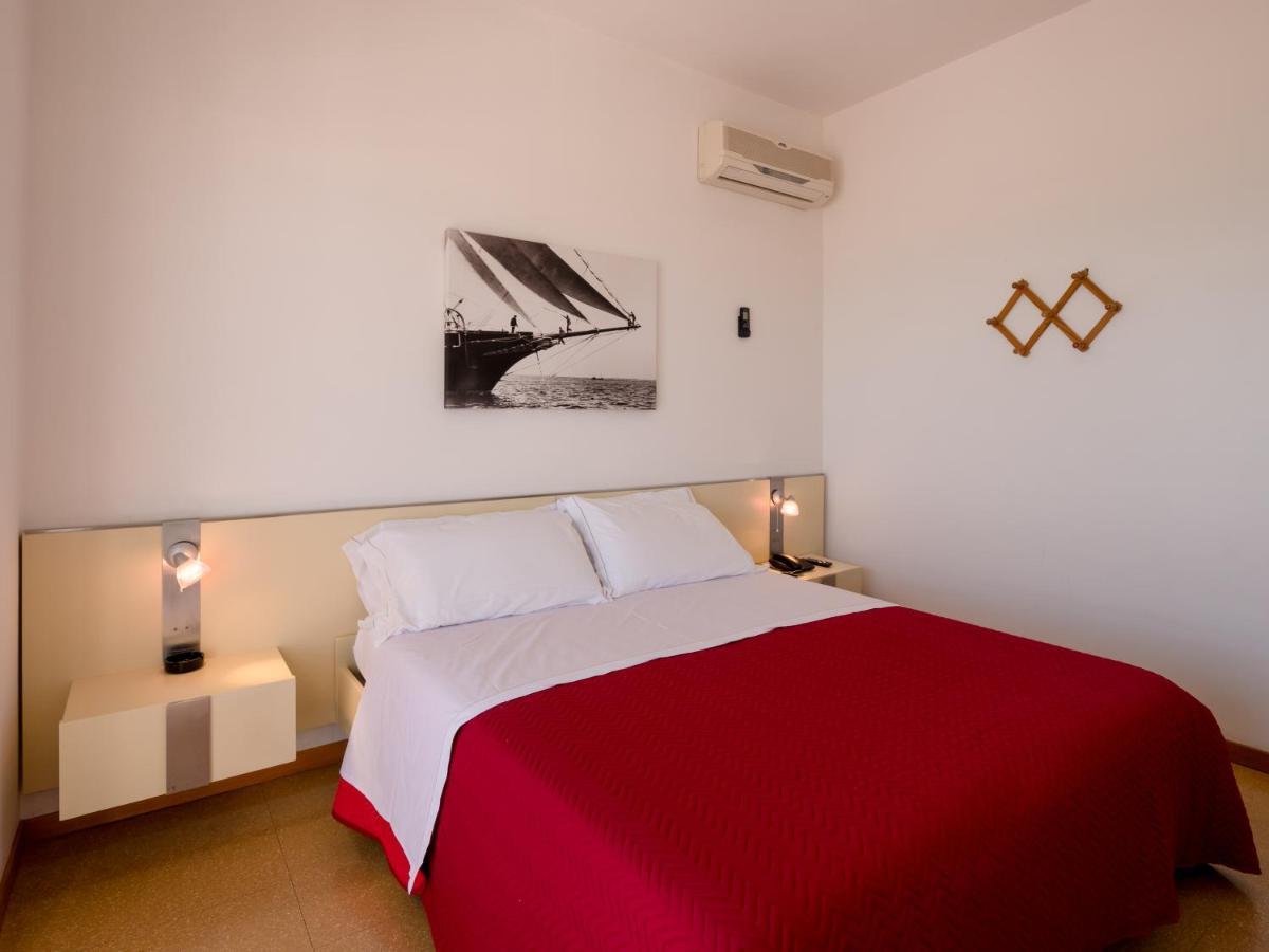 Hotel Europa Senigallia Kültér fotó